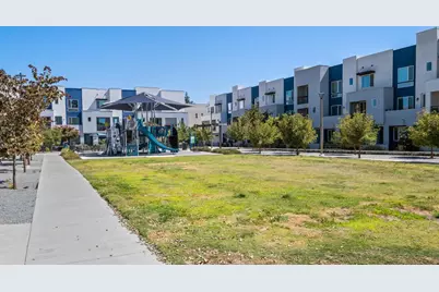 596 Apricot Way, San Jose, CA 95133 - Photo 35