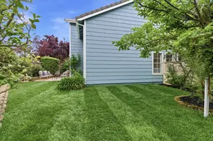 301 St Martin Dr, Redwood City, CA 94065 - Photo 35