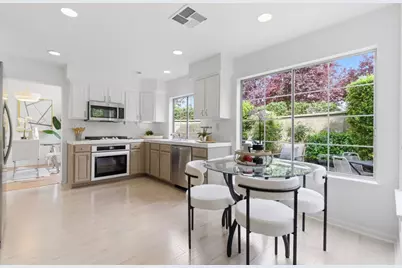 301 Saint Martin Dr, Redwood City, CA 94065 - Photo 13