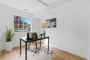 301 St Martin Dr, Redwood City, CA 94065 - Photo 9