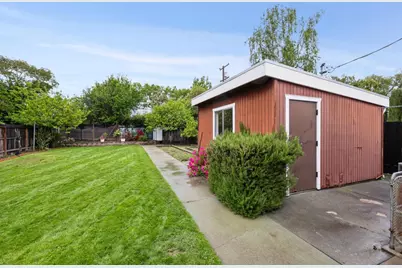 390 Hobart Ave, San Mateo, CA 94402 - Photo 55