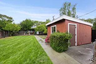 390 Hobart Ave, San Mateo, CA 94402 - Photo 55