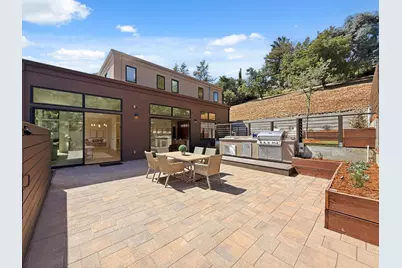 110 Dolton Ave, San Carlos, CA 94070 - Photo 17