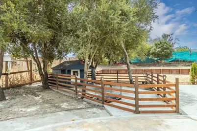 12405 Mount Hamilton Rd, San Jose, CA 95140 - Photo 11