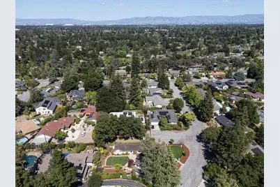 1250 Montclaire Way, Los Altos, CA 94024 - Photo 37