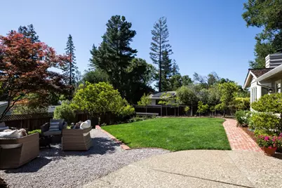 1250 Montclaire Way, Los Altos, CA 94024 - Photo 29