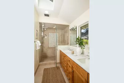 1250 Montclaire Way, Los Altos, CA 94024 - Photo 27