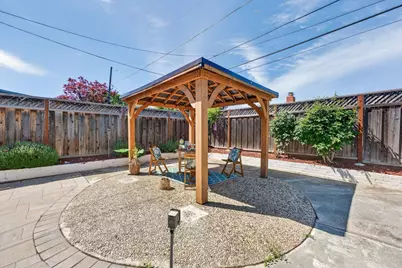 779 Broadmoor Dr, San Jose, CA 95129 - Photo 29
