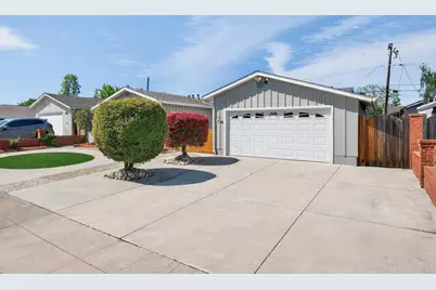 779 Broadmoor Dr, San Jose, CA 95129 - Photo 3