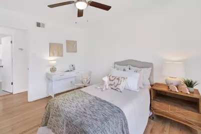 779 Broadmoor Dr, San Jose, CA 95129 - Photo 17