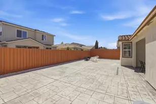 1606 Hacienda Ln, Hollister, CA 95023 - Photo 33