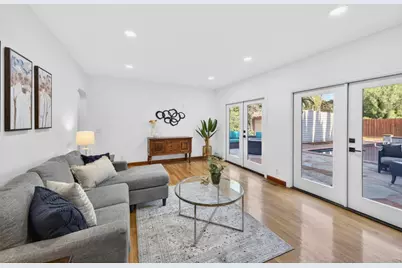 1270 McKendrie St, San Jose, CA 95126 - Photo 23