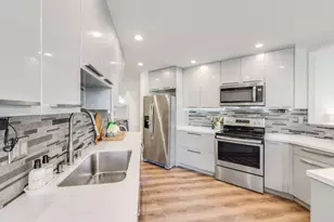 540 Shorebird Cir 21106, Redwood City, CA 94065 - Photo 13