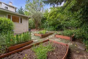 1700 Pine Knoll Dr, Belmont, CA 94002 - Photo 37