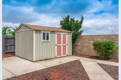 9269 Red Thistle Ct, Sacramento, CA 95829 - Photo 47