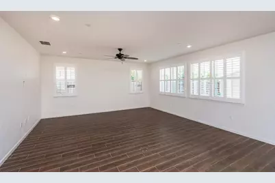 9269 Red Thistle Ct, Sacramento, CA 95829 - Photo 7
