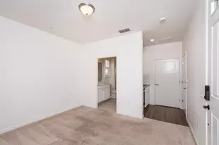 9269 Red Thistle Ct, Sacramento, CA 95829 - Photo 31