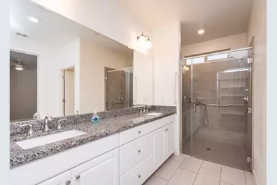 9269 Red Thistle Ct, Sacramento, CA 95829 - Photo 23