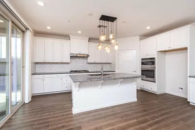 9269 Red Thistle Ct, Sacramento, CA 95829 - Photo 9