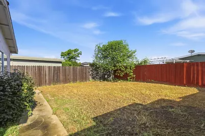 415 Spruce Cir, Watsonville, CA 95076 - Photo 25