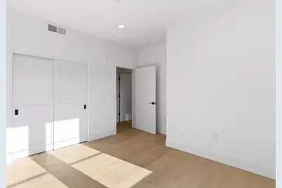 560 El Camino Real 206, San Carlos, CA 94070 - Photo 25