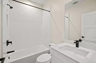 9873 Macarthur Blvd F, Oakland, CA 94605 - Photo 15