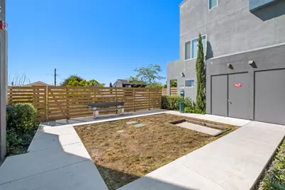9873 Macarthur Blvd F, Oakland, CA 94605 - Photo 27
