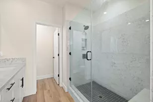 9873 Macarthur Blvd F, Oakland, CA 94605 - Photo 21