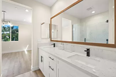 9873 Macarthur Blvd F, Oakland, CA 94605 - Photo 21
