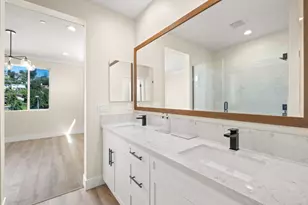 9873 Macarthur Blvd F, Oakland, CA 94605 - Photo 21