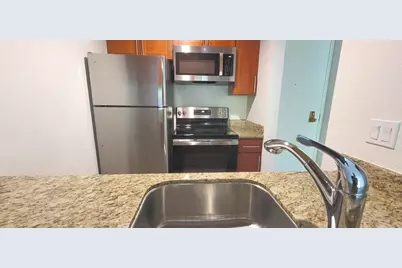 7221 Shelter Creek Ln, San Bruno, CA 94066 - Photo 9