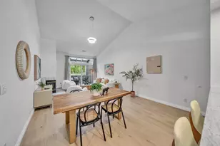 1654 Parkview Green Cir, San Jose, CA 95131 - Photo 5