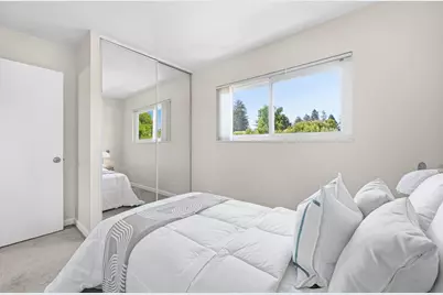 701 N Rengstorff 7, Mountain View, CA 94043 - Photo 21