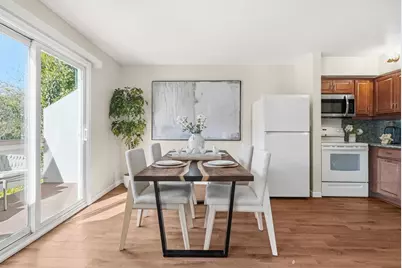 701 N Rengstorff 7, Mountain View, CA 94043 - Photo 7