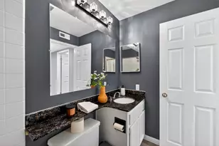 22103 Vista Del Plaza Ln 22, Hayward, CA 94541 - Photo 17