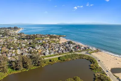 2974 E Cliff Dr, Santa Cruz, CA 95062 - Photo 3