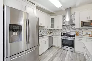 18825 Pendergast Ave, Cupertino, CA 95014 - Photo 11