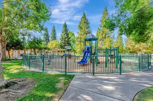 7532 Strath Pl, Gilroy, CA 95020 - Photo 41