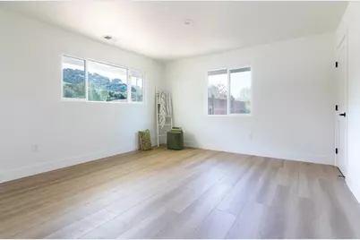 20090 Portola Dr, Salinas, CA 93908 - Photo 23