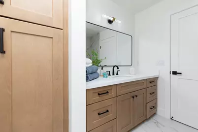 20090 Portola Dr, Salinas, CA 93908 - Photo 25