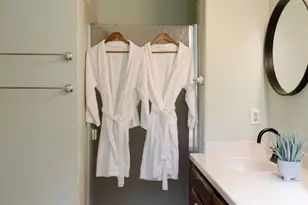 501 Bobbys Ln, Hollister, CA 95023 - Photo 17