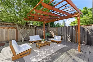 1547 Crespi Dr, San Jose, CA 95129 - Photo 25