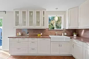 3544 Spring St, Redwood City, CA 94063 - Photo 9