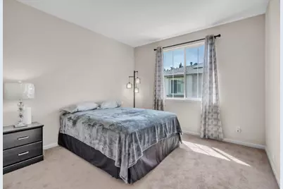 2256 Dorset Ln, Fairfield, CA 94533 - Photo 11