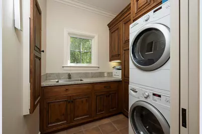 335 El Portal Ave, Hillsborough, CA 94010 - Photo 33