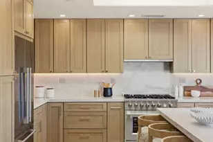 40 W Summit Dr, Redwood City, CA 94062 - Photo 13