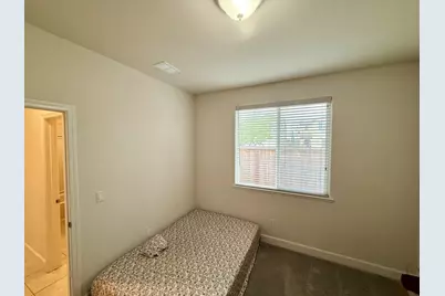 715 Alicante Dr, Hollister, CA 95023 - Photo 7