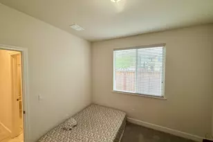 715 Alicante Dr, Hollister, CA 95023 - Photo 7