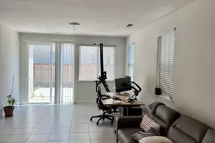 715 Alicante Dr, Hollister, CA 95023 - Photo 5