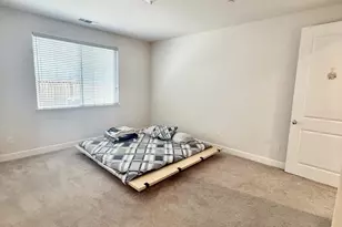 715 Alicante Dr, Hollister, CA 95023 - Photo 7